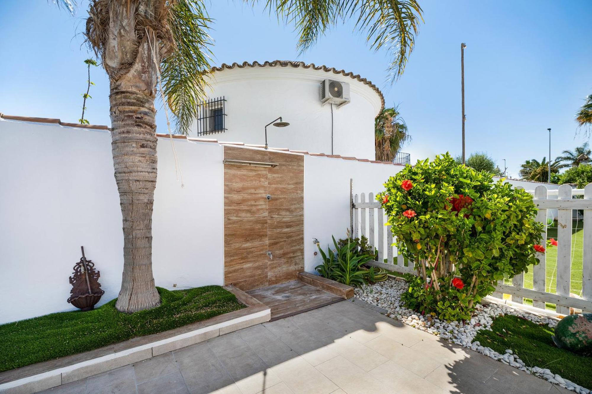 Casa Las Golondrinas-Solo Familias Chiclana de la Frontera Ngoại thất bức ảnh